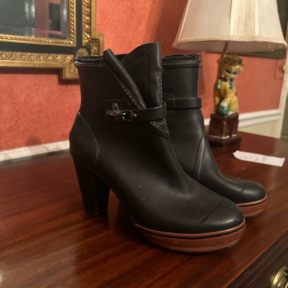 Sorel high heel adjustable rain boot - Picture 8 of 9